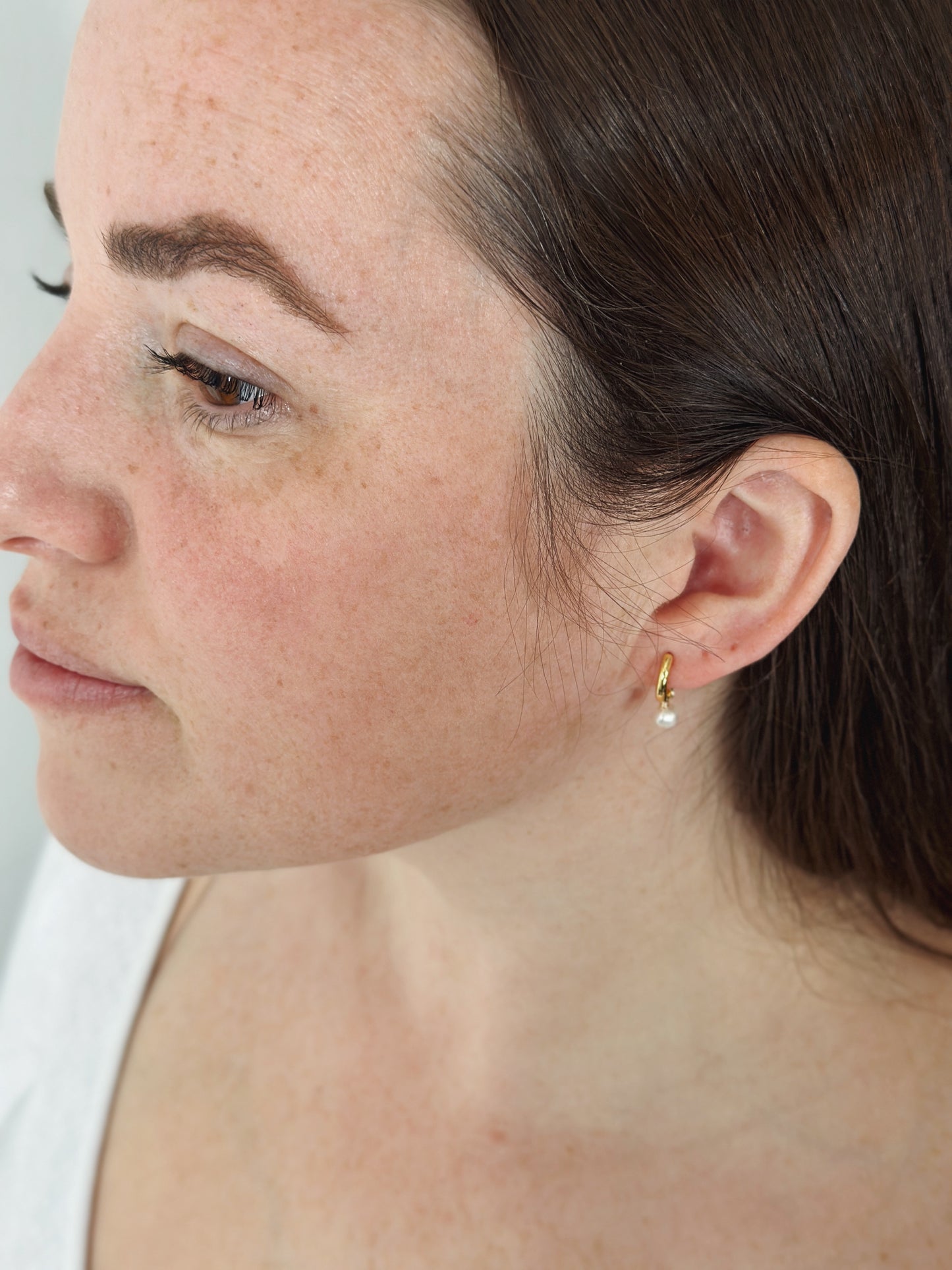 Pearl 14k Gold Hoop