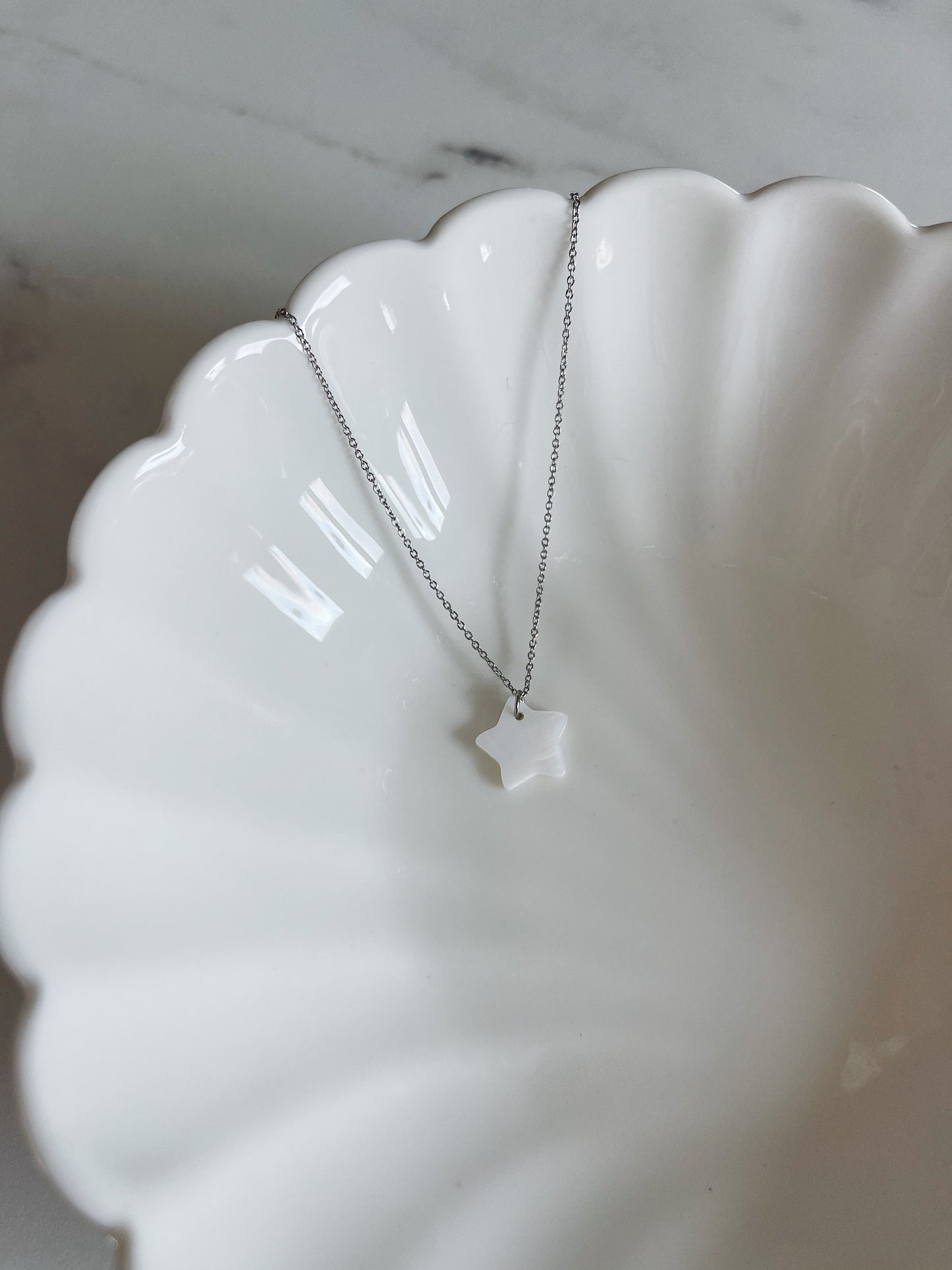 Mother of Pearl Star Silver Necklace
