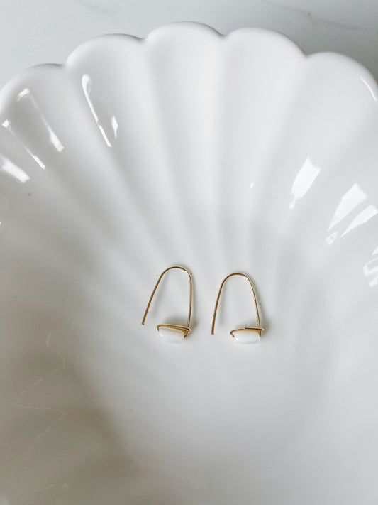 Mother of Pearl 14k Gold wire Earring