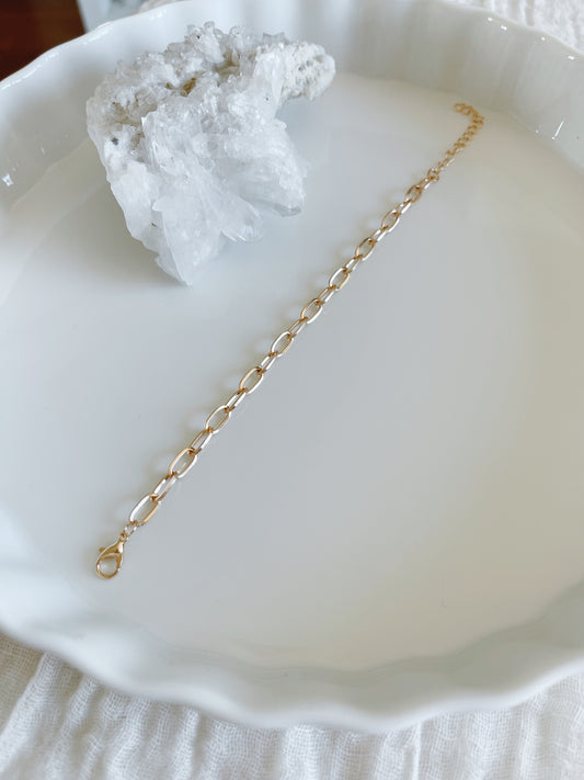 14k Gold Paperclip Bracelet