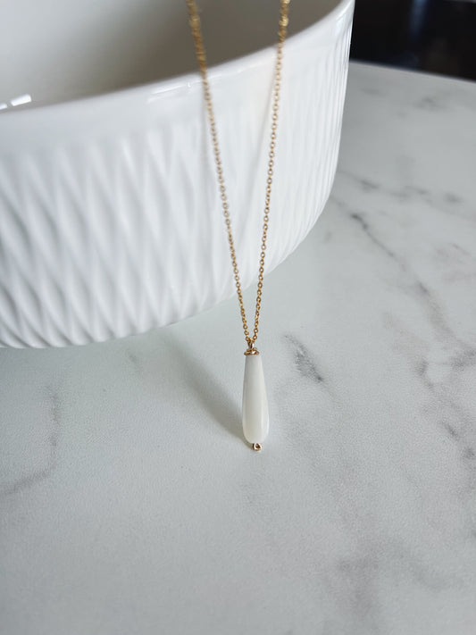 Mother of Pearl Drop Gold Necklace